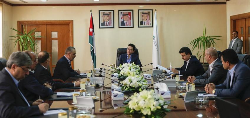ولي العهد يؤكد أهمية الاستمرار في تنفيذ المشاريع الاستثمارية في العقبة لتوفير المزيد من فرص العمل