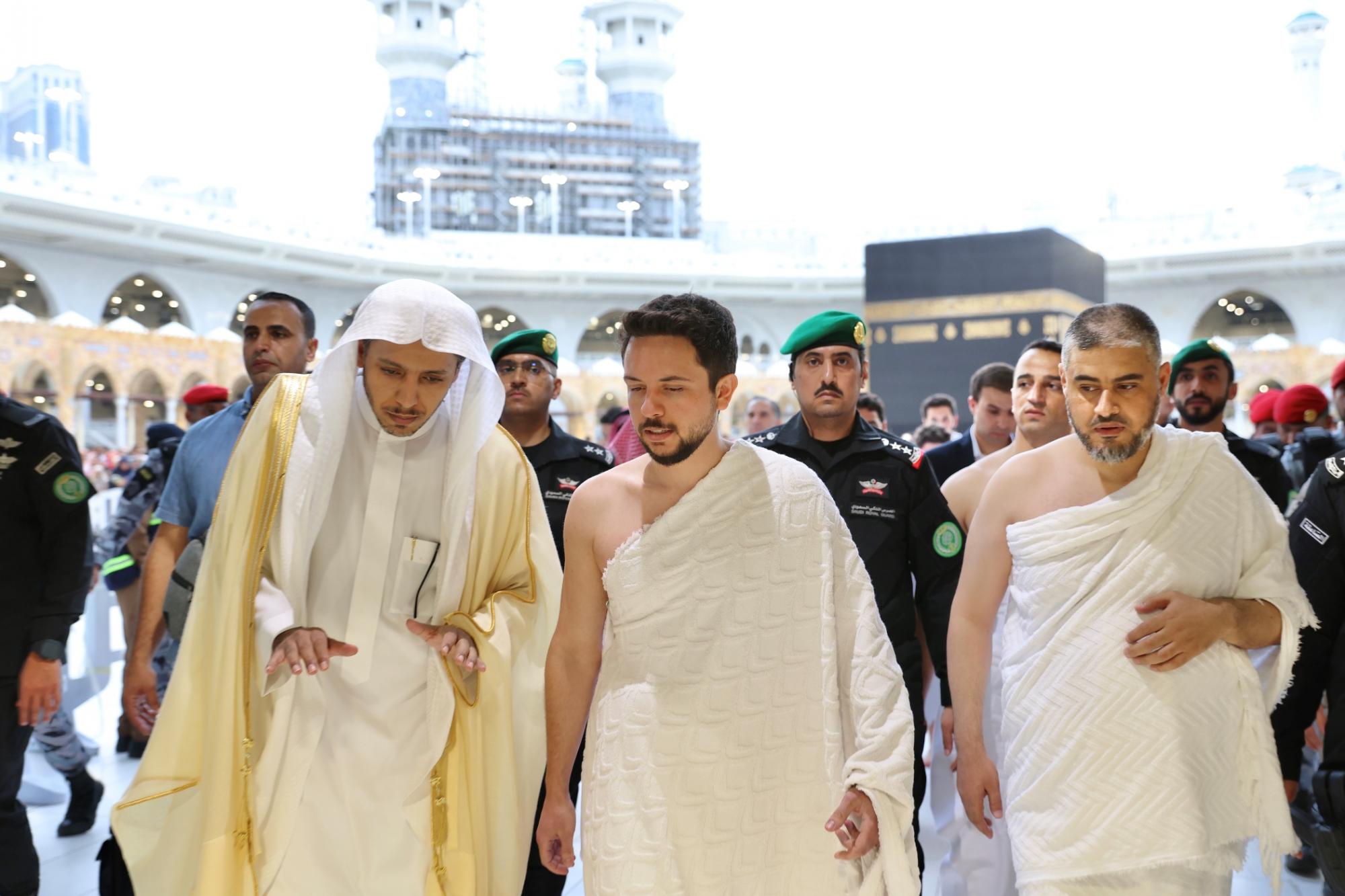 Crown Prince performs Umra | HRH Crown Prince Al-Hussein bin Abdullah II