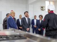 ولي العهد يزور جرش ويوعز بإعادة تأهيل مركز صحي جرش الشامل