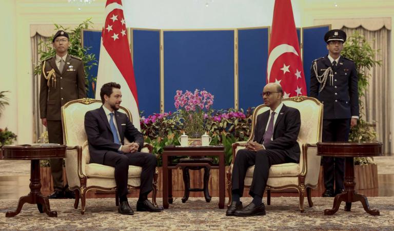 ولي العهد يلتقي الرئيس السنغافوري ويؤكد حرص الأردن على تعزيز الشراكة مع سنغافورة