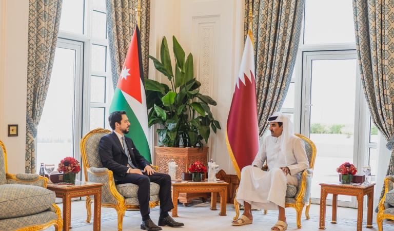 His Royal Highness Crown Prince Al Hussein and His Highness Sheikh Tamim bin Hamad Al Thani, Emir of the State of Qatar, during their meeting at the Emiri Diwan in Doha