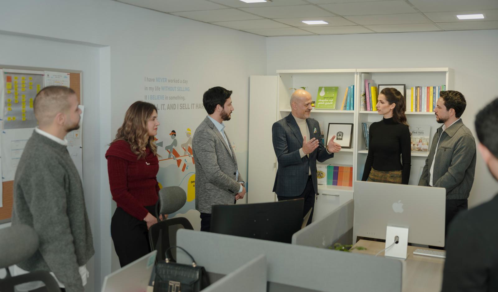 Crown Prince, Princess Rajwa visit Jabal Amman Publishers