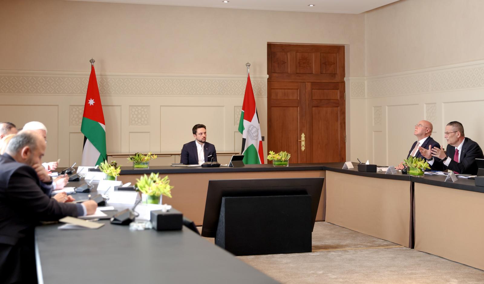 ولي العهد يترأس اجتماعا لبحث سبل تطوير قطاع التكنولوجيا المالي