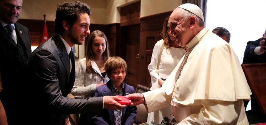 Their Majesties King Abdullah II and Queen Rania and HRH Crown Prince welcome Pope Francis to Jordan 