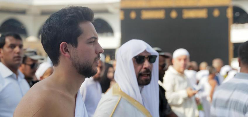 Crown Prince performs Umra