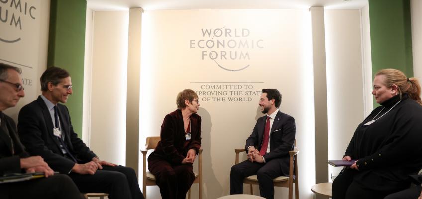 ولي العهد يبحث توسيع الشراكة مع رئيسة البنك الأوروبي لإعادة الإعمار والتنمية