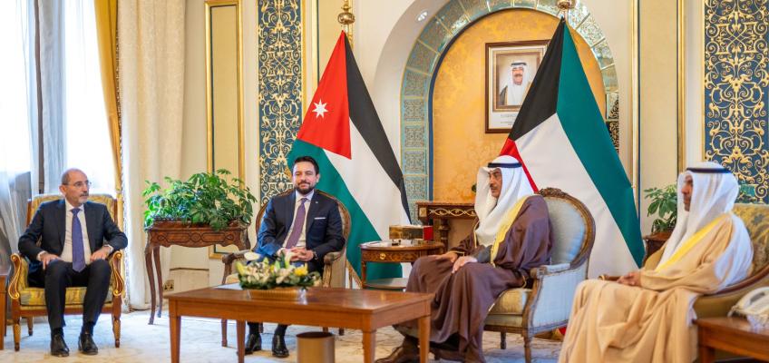 Crown Prince holds talks with Kuwait crown prince 