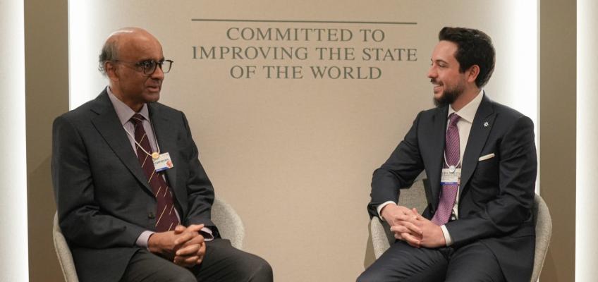 Crown Prince meets Singapore president at WEF Annual Meeting