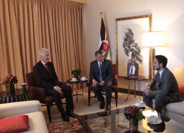 His Majesty and HRH Crown Prince meet Austrian President and former U.S. President Bill Clinton 