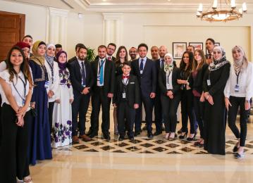 Crown Prince meets young Jordanian achievers at WEF